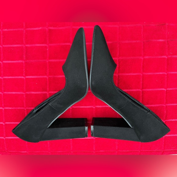 Madden Girl Symboll Block Heel Black Faux Suede Pumps Women’s Size 6.5 NWOB - Picture 3 of 6